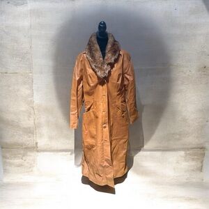 Vintage Jerry Lewis Classic Luxuries Women's Brown Leather Coat w/ minor defects